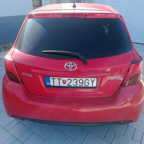 Predám Toyotu Yaris 1.3 automat - 3