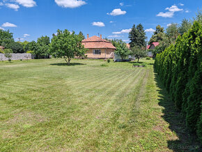 Mužla predám rodinný dom s pozemkom cca 45 x 65m=2900m2 - 3