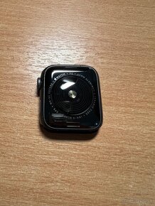 Apple Watch SE 40 mm, Space Gray - 3