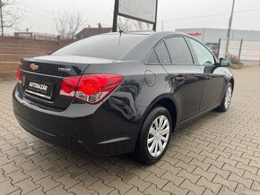 Chevrolet Cruze 1.6 - 3