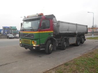 Sklápěč VOLVO FM12 - 3