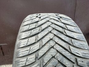 Nokian 225/45 r18 - 3