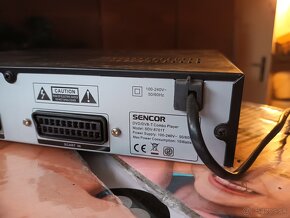 SDV 8701T DIVX+DVD+DVB-T COMBO SENCOR - 3