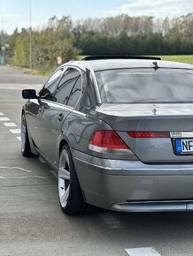 BMW E66 760Li V12 - 3