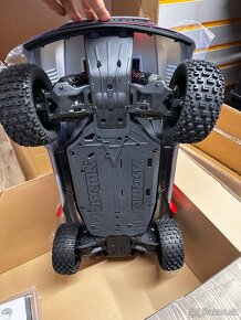 nový model Arrma Mojave 4S BLX 1:8 modrý - záruka - 3