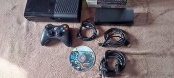 Xbox360 s hrami - 3