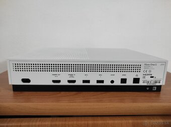 Xbox One S 1TB - 3