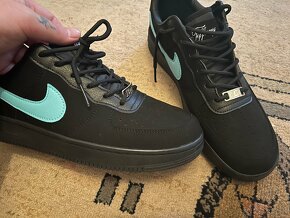 Nike Tiffany & Co. x Air Force 1 Low - 3