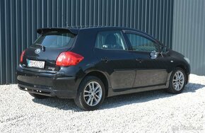 Toyota Auris 1.6 i, SR. voz, 1. majiteľ - 3