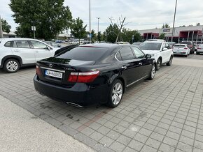 Lexus LS600HL - 3