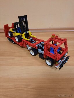 Lego Technic 8872 - Forklift Transporter - 3