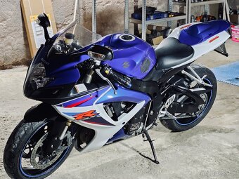 Suzuki GSX-R 600 K7 2007 - 3