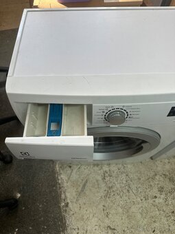 ELECTROLUX 6Kg - 3