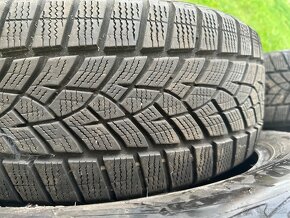 Zimné Pneu 215/55 R18 95T goodyear - 3