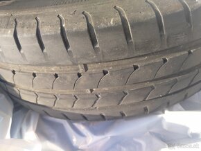 195/60R16 89h - 3