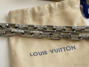 Louis Vuitton náhrdeľník - 3