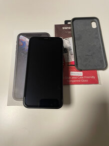 iPhone XR 64GB cierny - 3