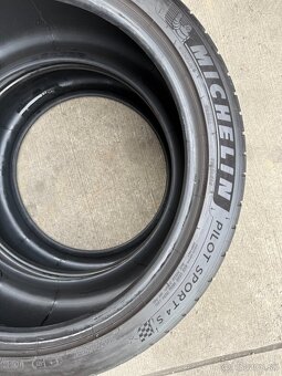 Michelin 275/35R20 - 3