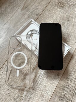 iPhone 16 Pro Max Black Titanium 256GB - 3