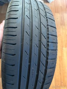 Nokian 195/65R15 letné - 3