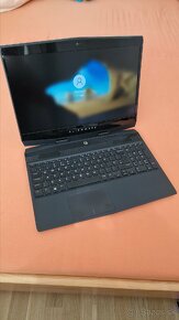 Alienware m15 R1 - 3