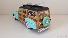 1:18 FORD WOODY 48 - 3