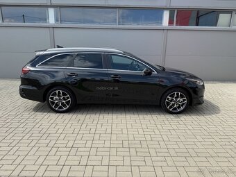 KIA Ceed SW 1,5 T-GDi 7DCT Gold - 3