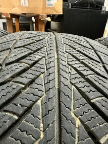 Goodyear 245/45R19 RFT zimne - 3