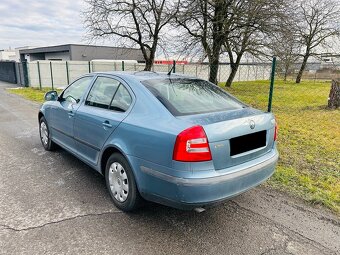 Škoda Octavia 1.6 Tour II - 3