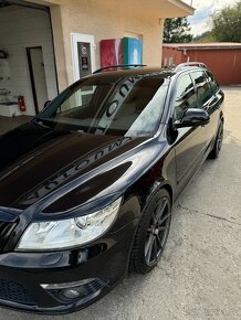 Škoda Octavia Combi 2.0 TDI CR DPF RS DSG - 3