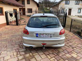 Predam Peugeot 206, 1.4 55kW, benzín, klima - 3