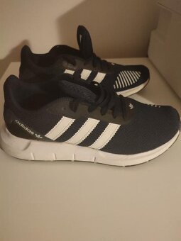 Tenisky Adidas veľkosť 39 1/3 - 3