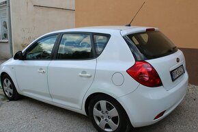 Kia Ceed 1.6 - 84,60 kW  Diesel - 3