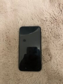 iPhone Xr 128gb batéria 89 % - 3