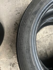 225/45 r17 mikina - 3