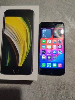 Apple iPhone SE 2020 64GB - 3