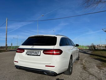 Mercedes E220d 4 matic 2018, plný servis, 100% nájezd - 3