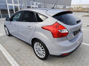 FORD FOCUS - 3