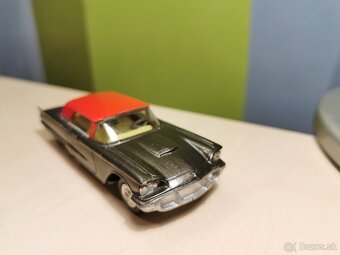 Corgi toys Ford Thunderbird - 3