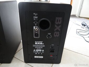 Studiove 8" aktivne repro M-Audio BX8  ... par ... 2ks... - 3