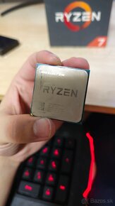 AMD Ryzen 7 2700 - 3