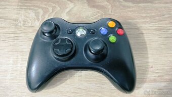 Xbox 360 Slim 250GB + 5 originálnych hier - 3