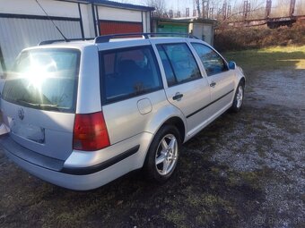 Volkswagen Golf Variant 1. 6 benzín,R.v.2001 - 3