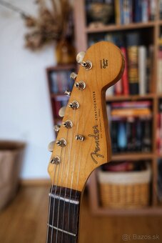 Fender vintera 60 stratocaster - 3