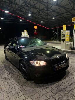 SÚRNE PREDÁM BMW E92 - 3