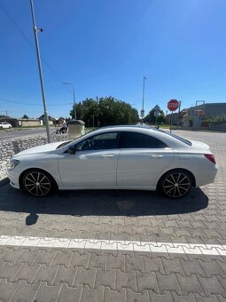 MERCEDES BENZ CLA200d 4MATIC - 3