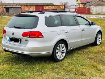 Volkswagen Passat B7 Combi 2.0TDI Highline - 3