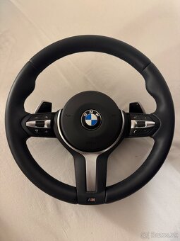 Predám vyhrievaný BMW Mpacket volant F10/F01 - 3