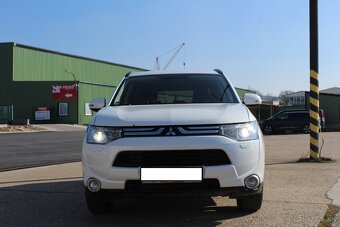 Mitsubishi Outlander 2.2 DI-D 4WD Intense - 3