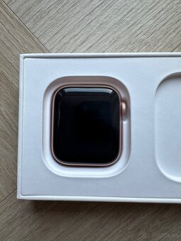 Apple Watch SE - 3